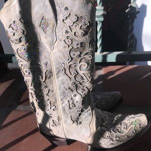 Coral Inlay Crystal Boots